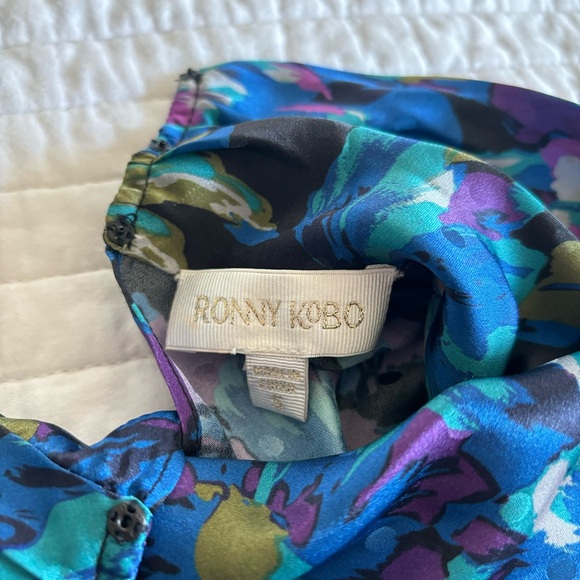 🫐RONNY KOBO ANNIKA PUFF SLEEVE DRESS🫐 - Picture 8 of 9